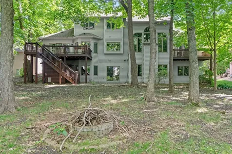 15920 37th Avenue N Plymouth MN 55446