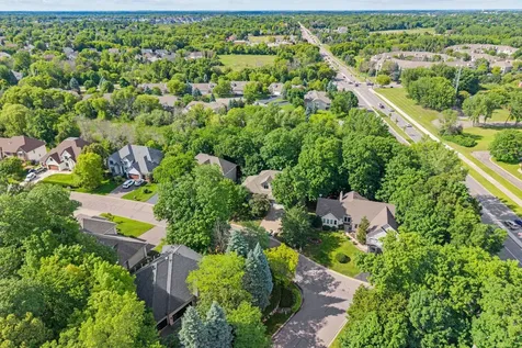 15920 37th Avenue N Plymouth MN 55446