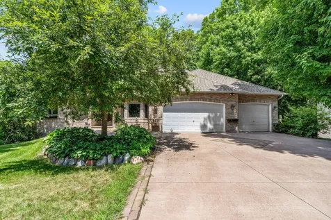 15920 37th Avenue N Plymouth MN 55446