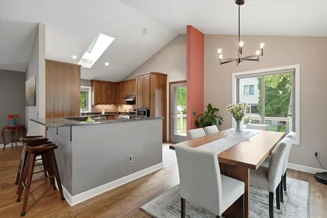 15809 Nursery Drive Minnetonka MN 55345