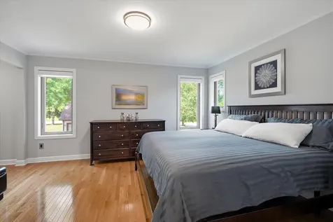 15809 Nursery Drive Minnetonka MN 55345