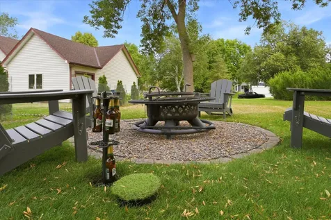 15809 Nursery Drive Minnetonka MN 55345
