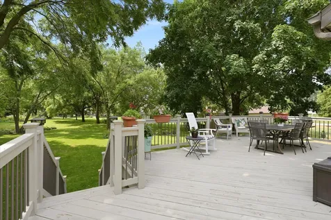 15809 Nursery Drive Minnetonka MN 55345