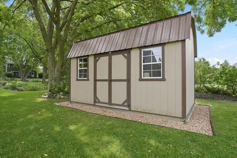 15809 Nursery Drive Minnetonka MN 55345