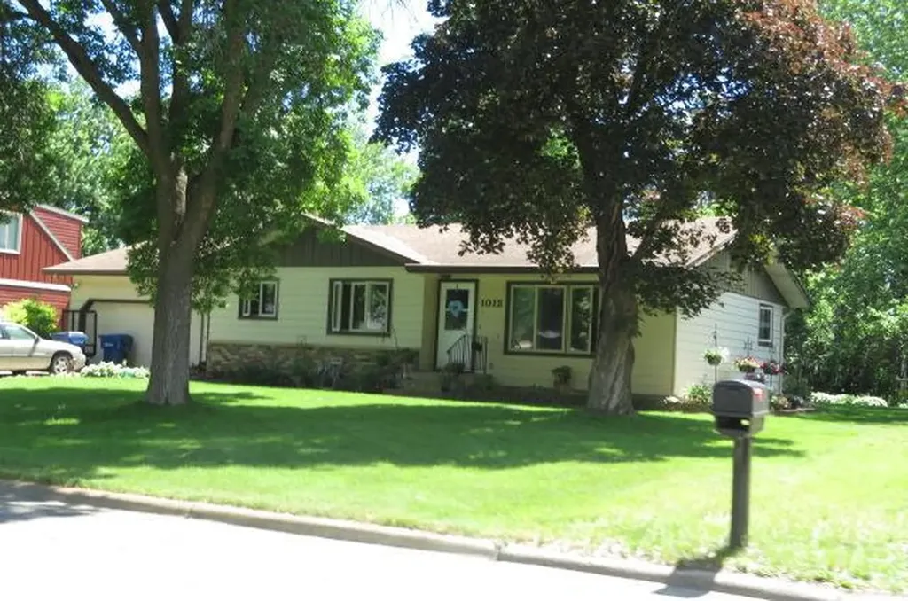 1012 Borgert Avenue Saint Cloud MN 56303