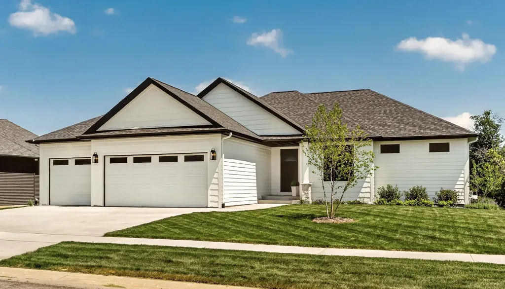 4440 Cassidy Ridge Drive NE Rochester MN 55906