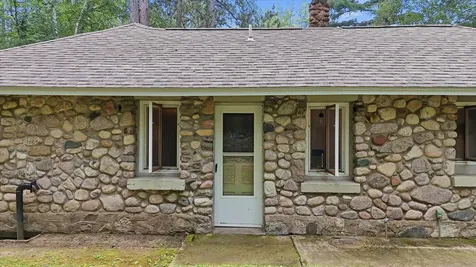 5159 Vermilion Trail Gilbert MN 55741