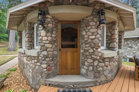 5159 Vermilion Trail Gilbert MN 55741