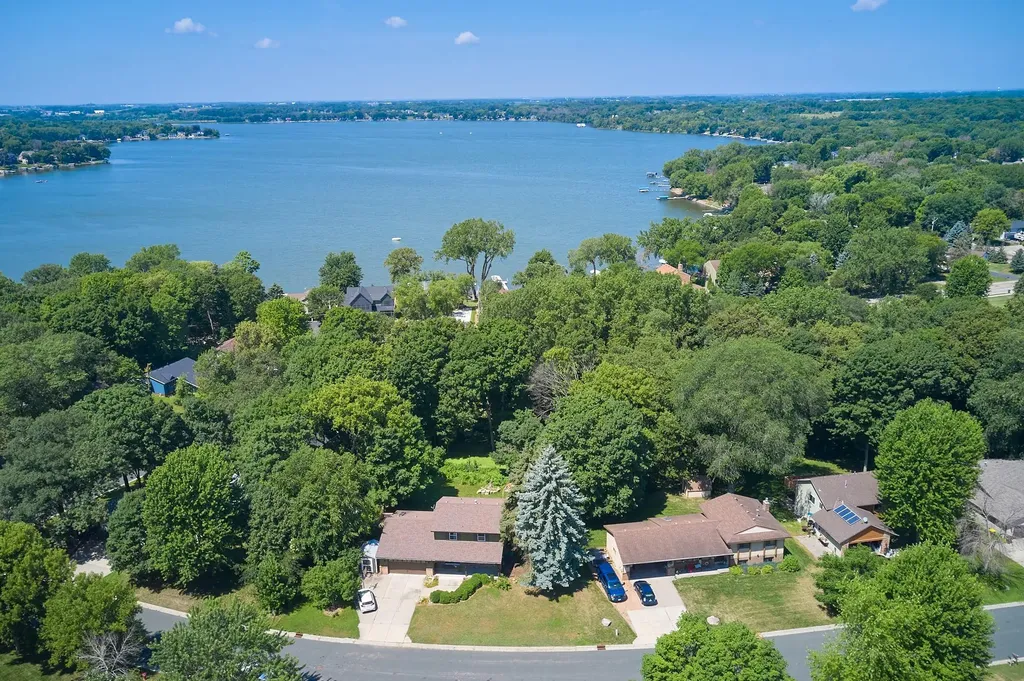 17160 Sunrise Avenue SW Prior Lake MN 55372