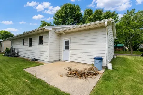 214 Terrace View Drive Litchfield MN 55355