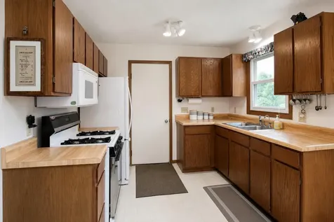 214 Terrace View Drive Litchfield MN 55355