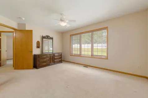 305 Tischler Avenue SE Faribault MN 55021