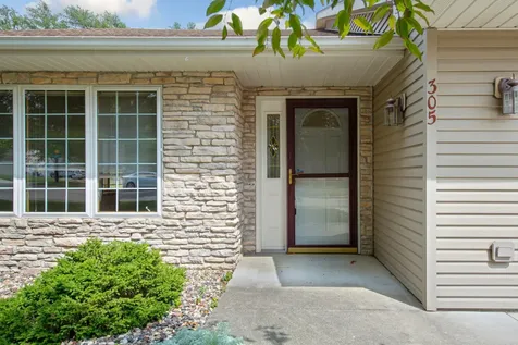 305 Tischler Avenue SE Faribault MN 55021
