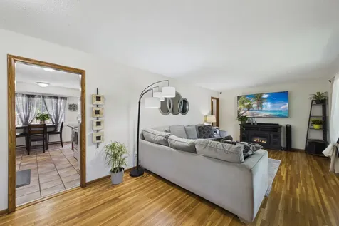 7016 Colorado Avenue N Brooklyn Park MN 55429