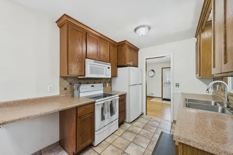 7016 Colorado Avenue N Brooklyn Park MN 55429