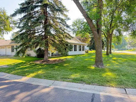 659 Belland Avenue Vadnais Heights MN 55127