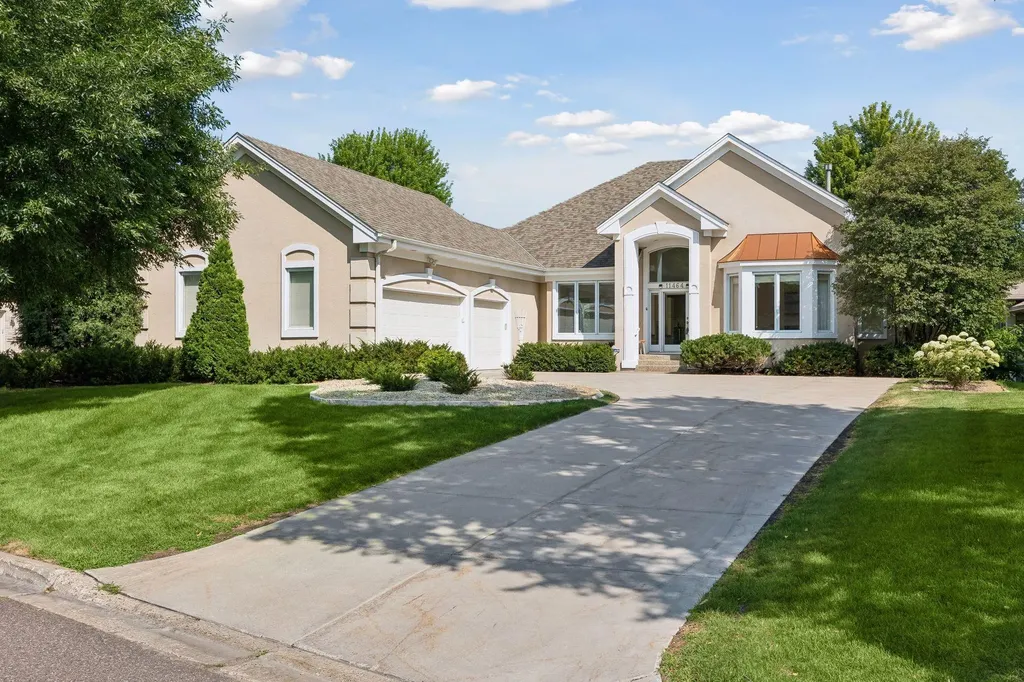 11464 Telluride Trail Hopkins MN 55305