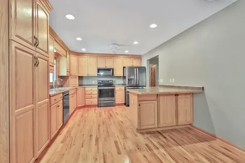 131 Marie Avenue W West Saint Paul MN 55118