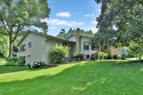 131 Marie Avenue W West Saint Paul MN 55118