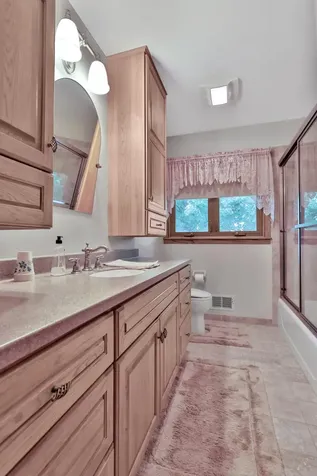 131 Marie Avenue W West Saint Paul MN 55118