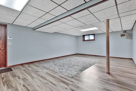 131 Marie Avenue W West Saint Paul MN 55118