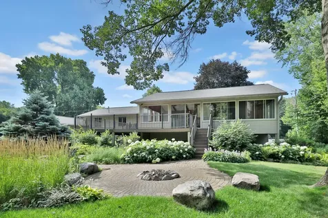 131 Marie Avenue W West Saint Paul MN 55118