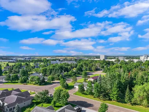380 7th St NE Perham MN 56573