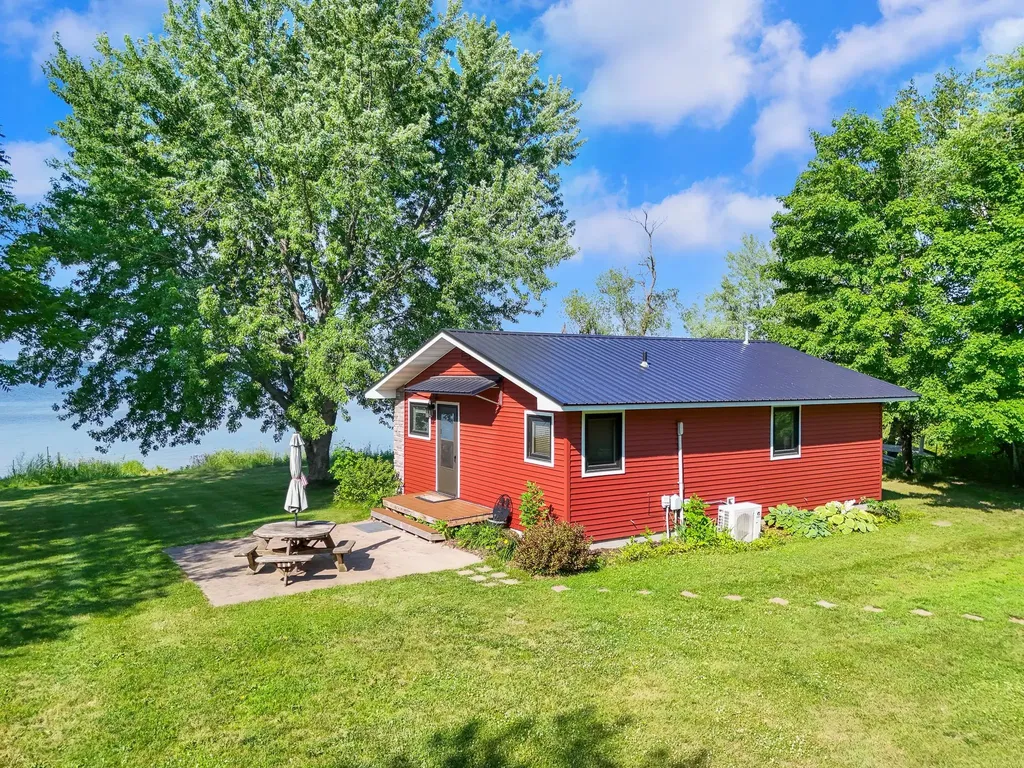 45565 Whispering Sands Lane Perham MN 56573