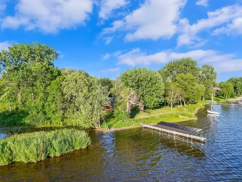 45565 Whispering Sands Lane Perham MN 56573
