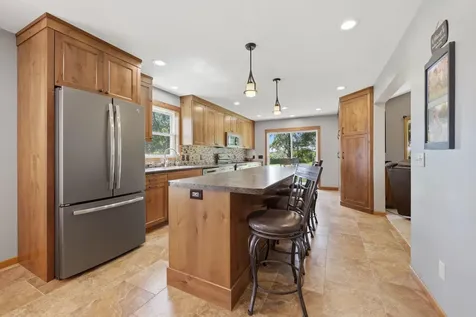 1595 57th Avenue NW Willmar MN 56201