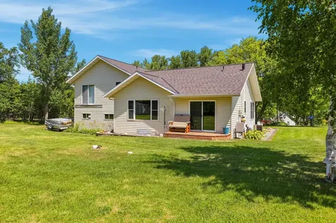 1595 57th Avenue NW Willmar MN 56201