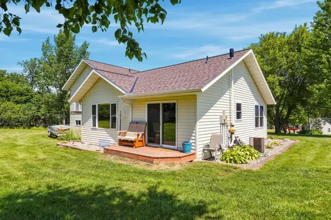 1595 57th Avenue NW Willmar MN 56201