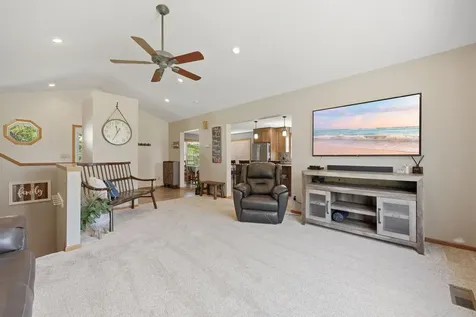 1595 57th Avenue NW Willmar MN 56201