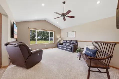 1595 57th Avenue NW Willmar MN 56201