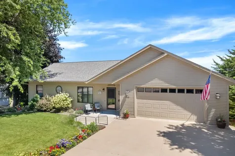 329 2nd Street E Wabasha MN 55981