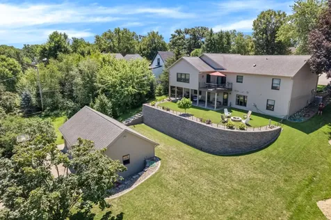 329 2nd Street E Wabasha MN 55981
