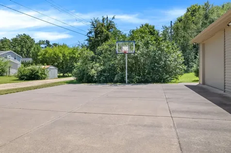 329 2nd Street E Wabasha MN 55981