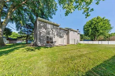 1639 Pleasant View Drive North Mankato MN 56003
