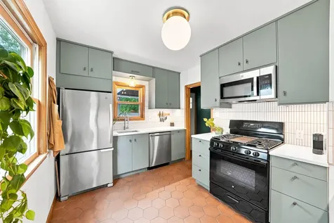 2526 Stinson Parkway Minneapolis MN 55418