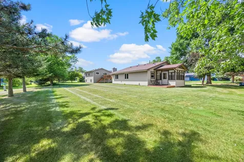 1365 2nd Avenue SE Cambridge MN 55008