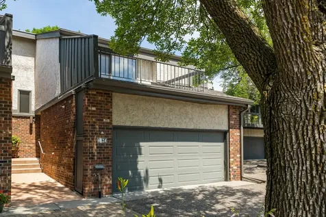 6124 Blake Ridge Road Edina MN 55436