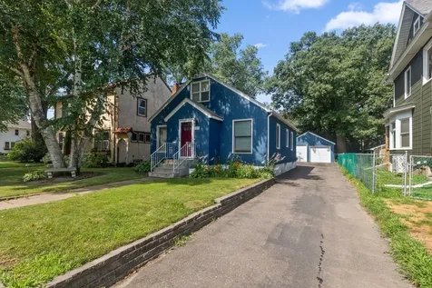 867 Delaware Avenue Saint Paul MN 55107