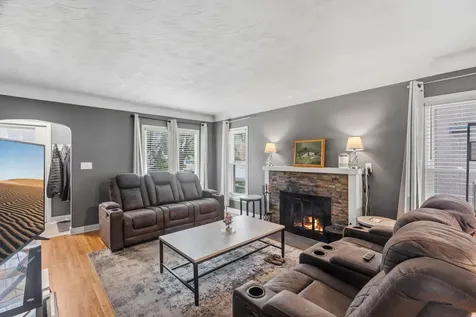 867 Delaware Avenue Saint Paul MN 55107