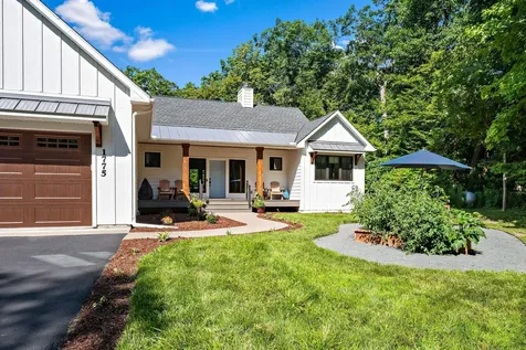 1775 Retreat Circle Minnetrista MN 55364