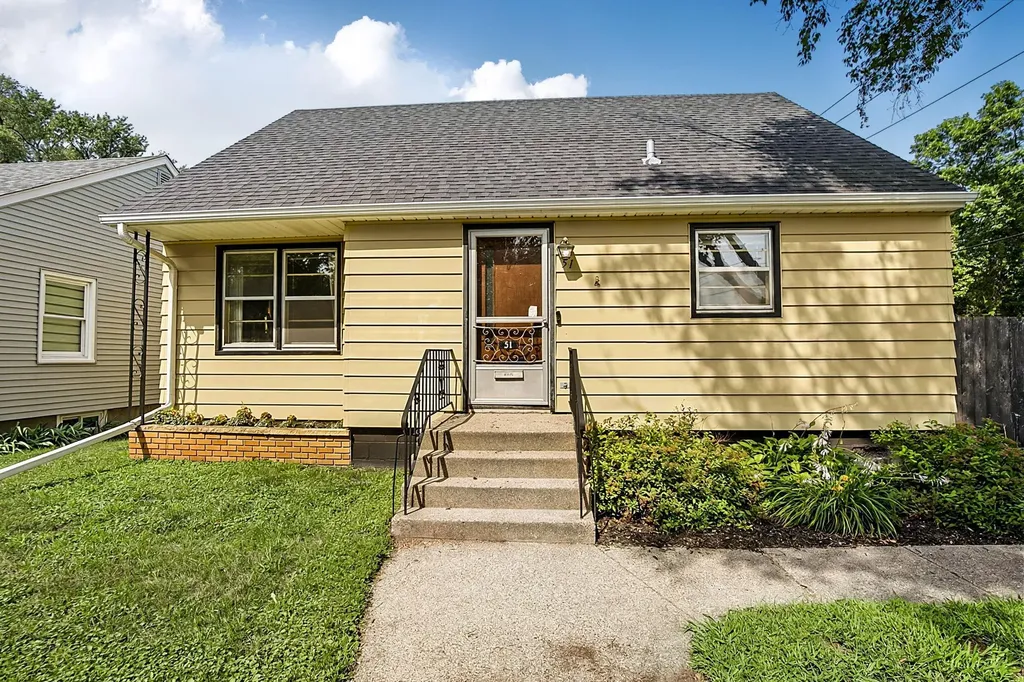 51 21st Avenue N Saint Cloud MN 56303
