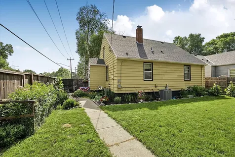 51 21st Avenue N Saint Cloud MN 56303