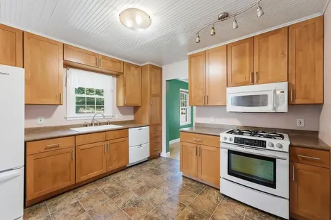 1002 Cedar Street Alexandria MN 56308