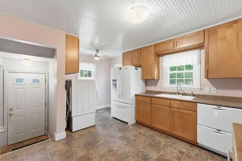 1002 Cedar Street Alexandria MN 56308