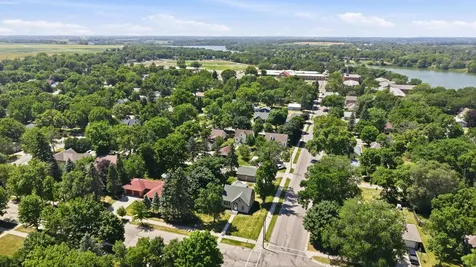 1002 Cedar Street Alexandria MN 56308