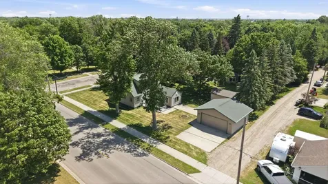 1002 Cedar Street Alexandria MN 56308